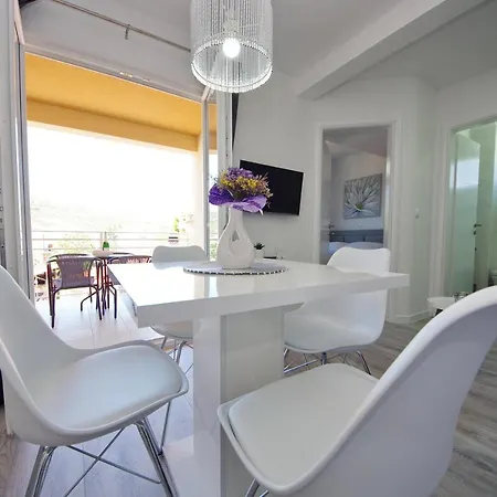 Apartman Maris *