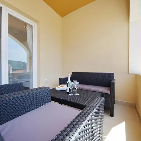 Apartman Maris *
